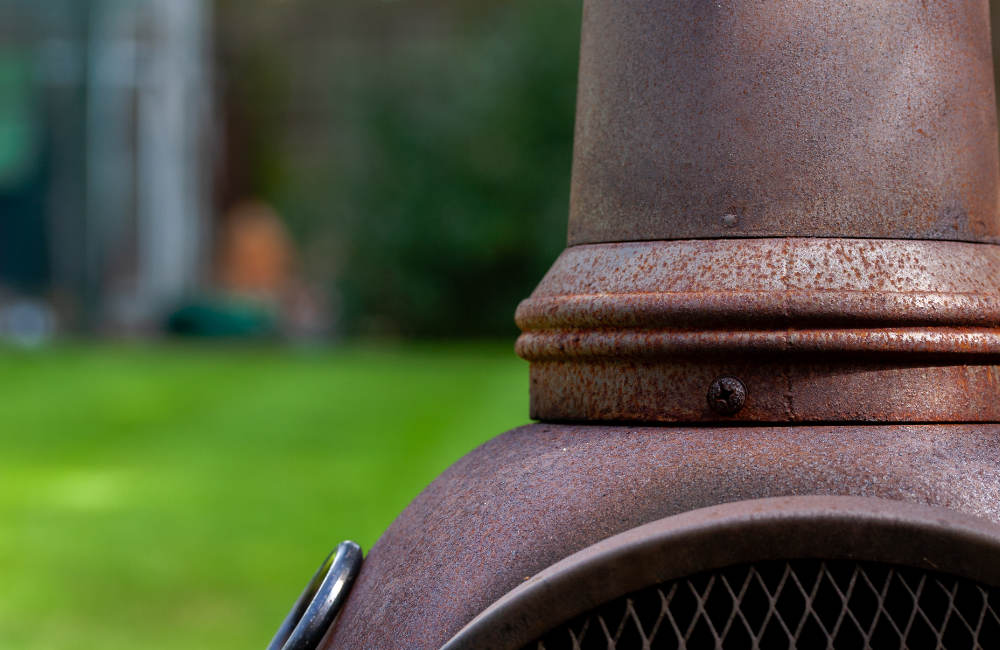 how to get rust off a cast iron chiminea.